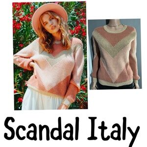 Scandal Italy Karina Sweater OS
Made in Italy